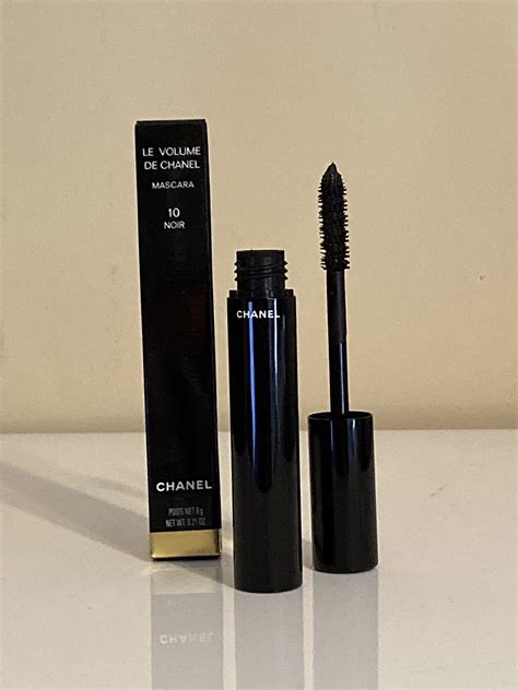 chanel le volume revolution mascara review|chanel mascara free sample.